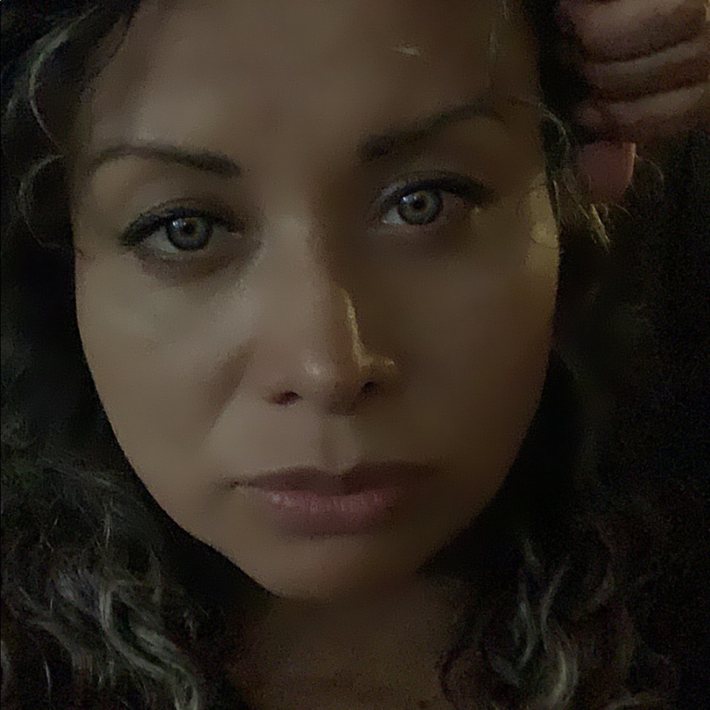 Meet your Posher, Maritza